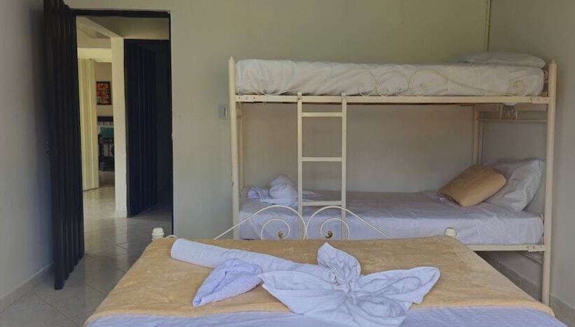 Номер Стандарт Трехместный, Cabañas Cafeteras Cerritos