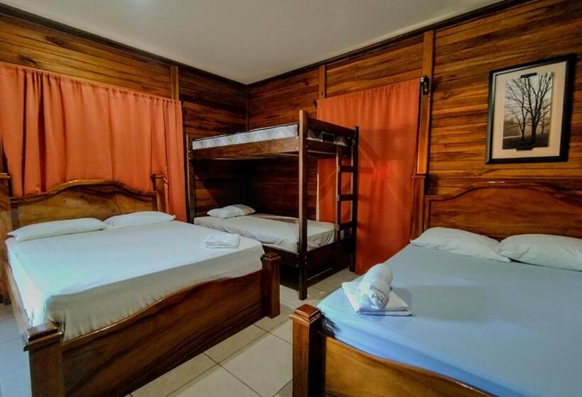 ファミリールーム, Cabinas Río Frío