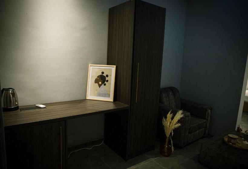 اتاق استاندارد, The Shelter Abidjan