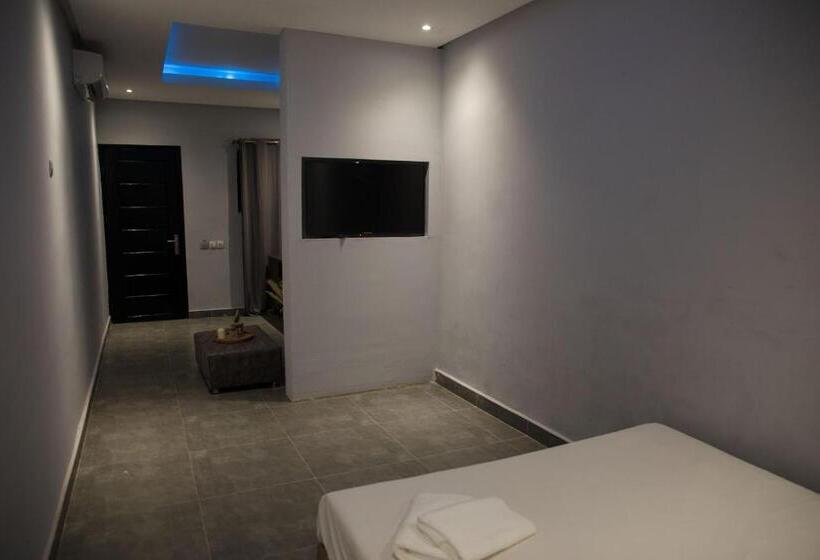 اتاق استاندارد, The Shelter Abidjan