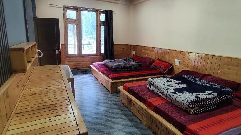 اتاق استاندارد با تخت بزرگ, Destination Of Choj