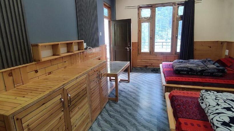 اتاق استاندارد با تخت بزرگ, Destination Of Choj