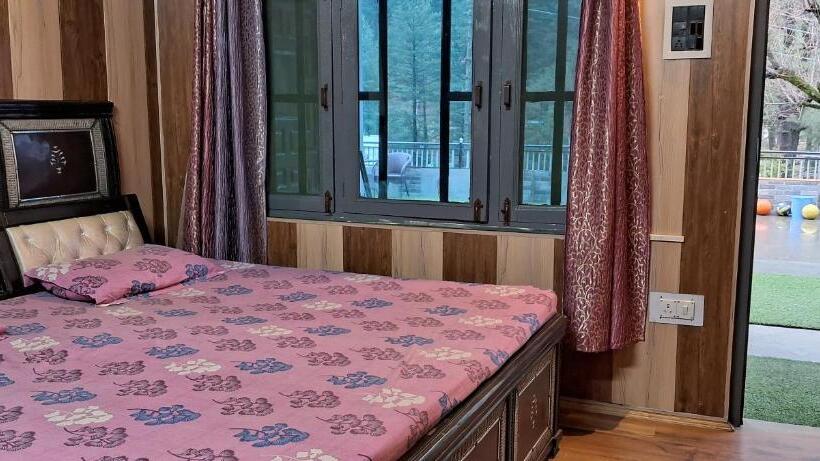 اتاق استاندارد با چشم‌انداز کوهستان, Destination Of Choj