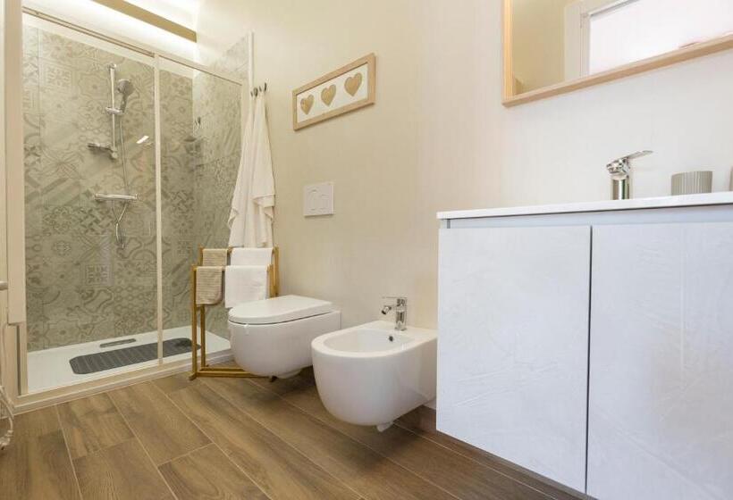 חדר סטנדרט יחיד, La Favola