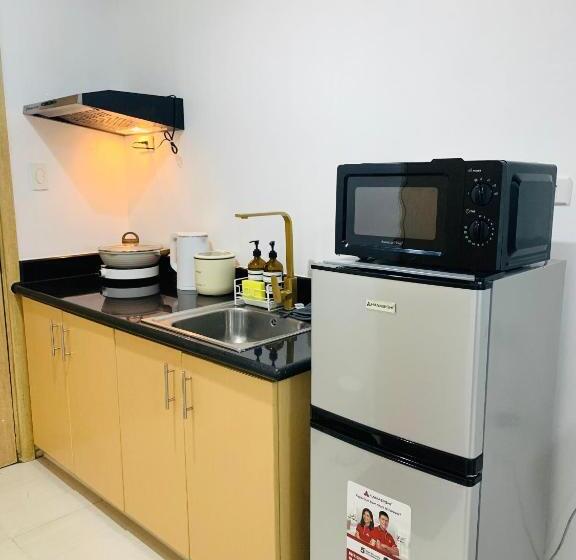 スタンダードスタジオ, Casa Mia Dos By J Sm North