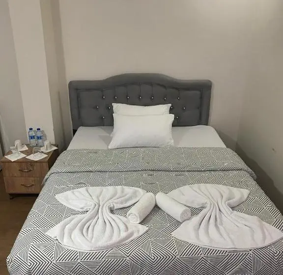 Standard-huone Puutarhanäkymä, Eylül Suit Otel