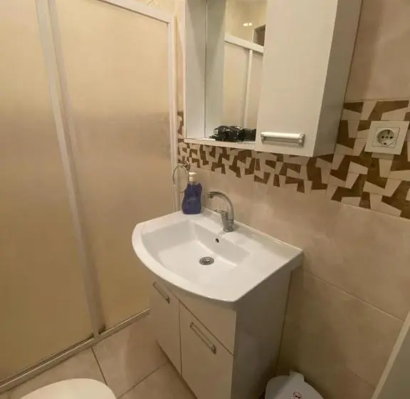 Standard-huone Puutarhanäkymä, Eylül Suit Otel