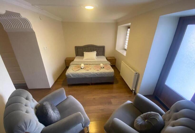 디럭스 주니어 스위트, Eylül Suit Otel