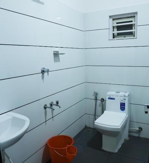 اتاق استاندارد یک نفره, Airport Cochin Royal Residency