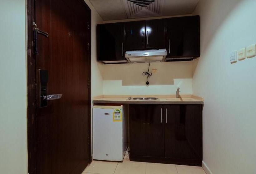 اتاق لوکس سه تخته, Al Khulafa Silver By Tera