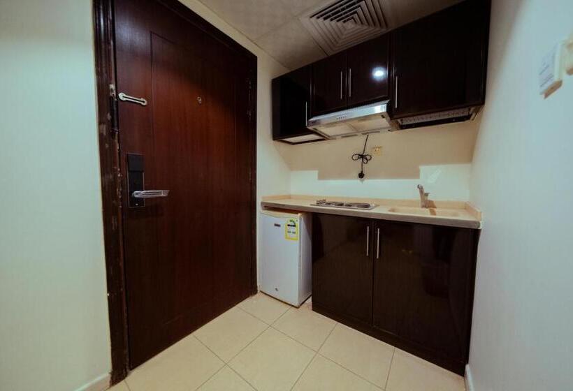 اتاق لوکس چهار تخته, Al Khulafa Silver By Tera