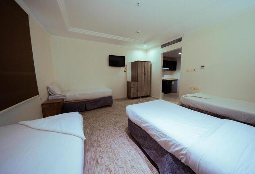 اتاق لوکس سه تخته, Al Khulafa Silver By Tera