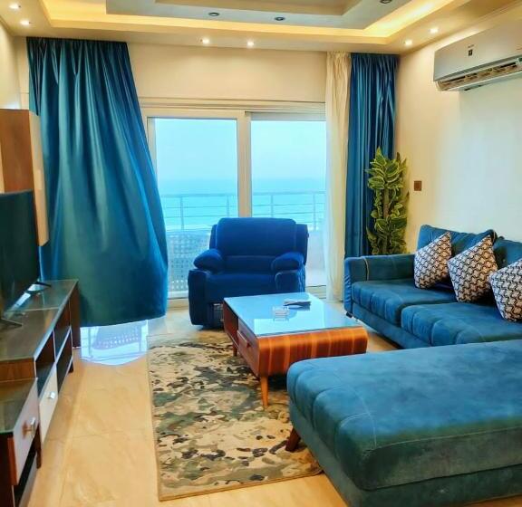 آپارتمان 3 خوابه, Discover Inn