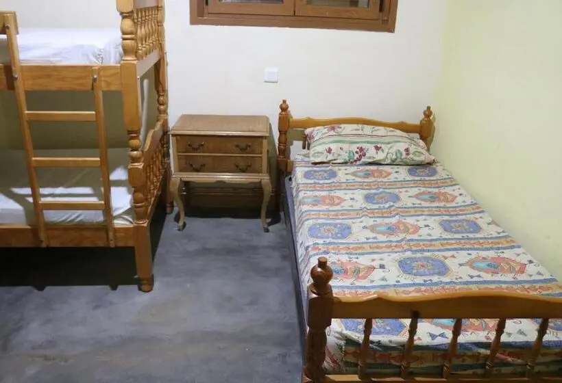 Quarto Quádruplo Standart Casa de Banho Partilhada, El Regajo