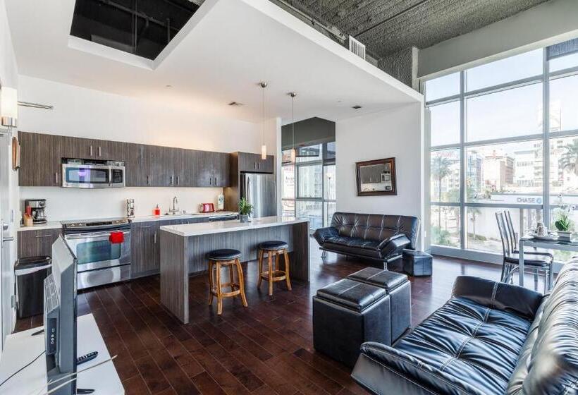 디럭스 스튜디오, Fully Furnished Apartments Near Hollywood Walk Of Fame