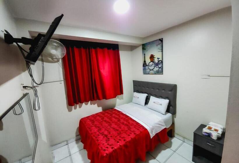 Camera Standard, Hostal Paris