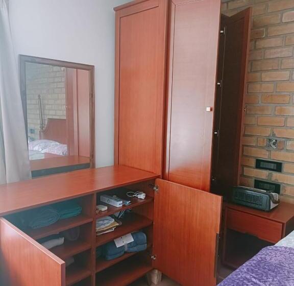 سوییت با چشم‌انداز کوه, Rs Family Stay