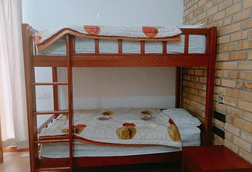 デラックスルーム, Rs Family Stay