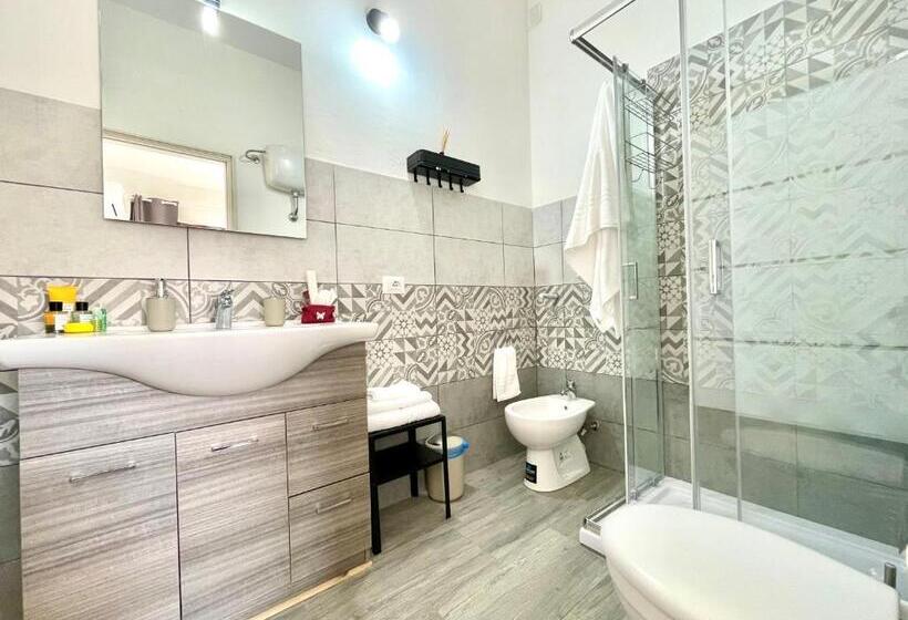 חדר סטנדרט, Bonora Suites