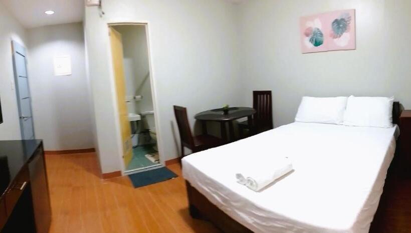 Номер Стандарт, Felli`s Guest House