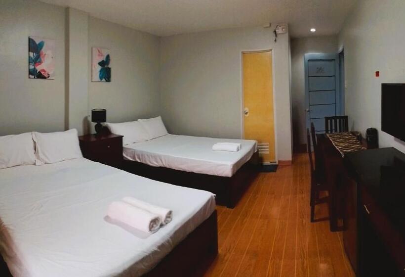 חדר משפחתי, Felli`s Guest House