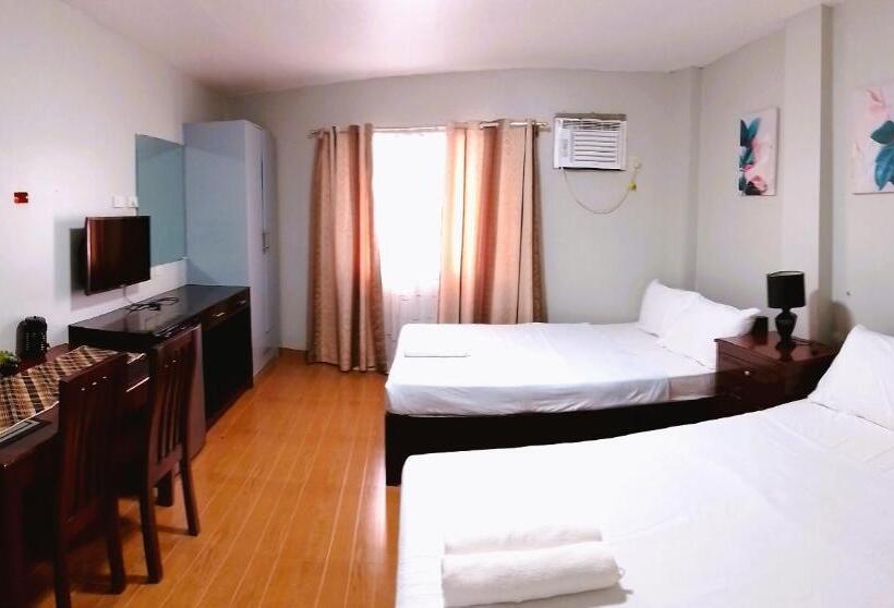 Семейный Номер, Felli`s Guest House