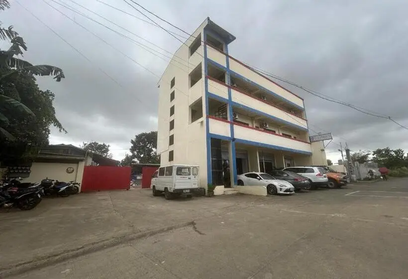 Talo 3 Makuuhuonetta, Caishen Apartelle 301