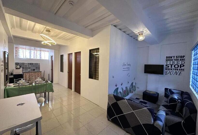 خانه 3 خوابه, Caishen Apartelle 301