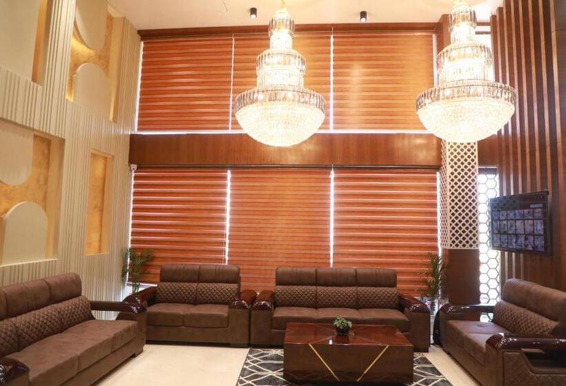 סוויטה עם ג'קוזי, Ramta Continental