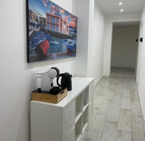 اتاق استاندارد با بالکن, Maison Appartaments