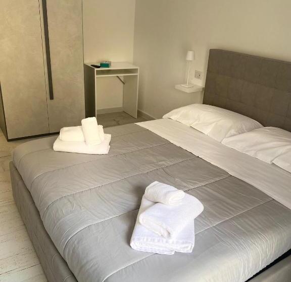 اتاق استاندارد با بالکن, Maison Appartaments