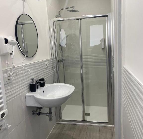 اتاق استاندارد با بالکن, Maison Appartaments