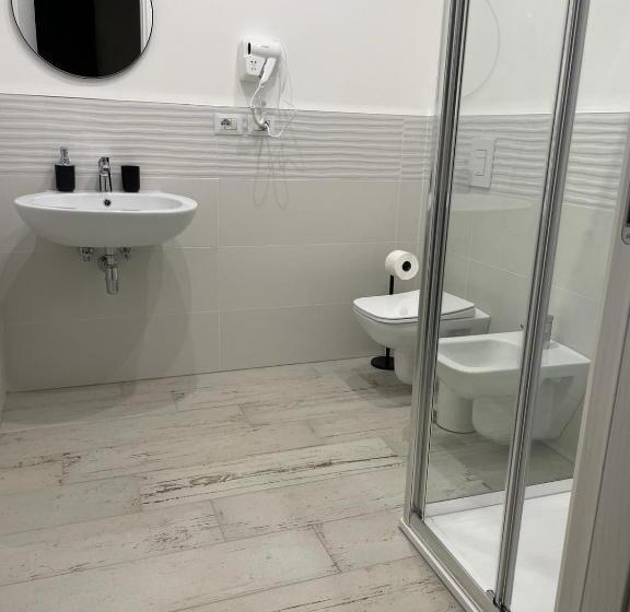 اتاق لوکس, Maison Appartaments