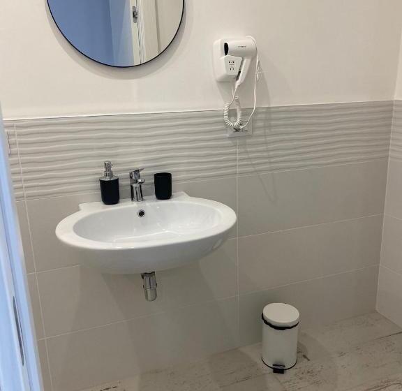 اتاق لوکس, Maison Appartaments