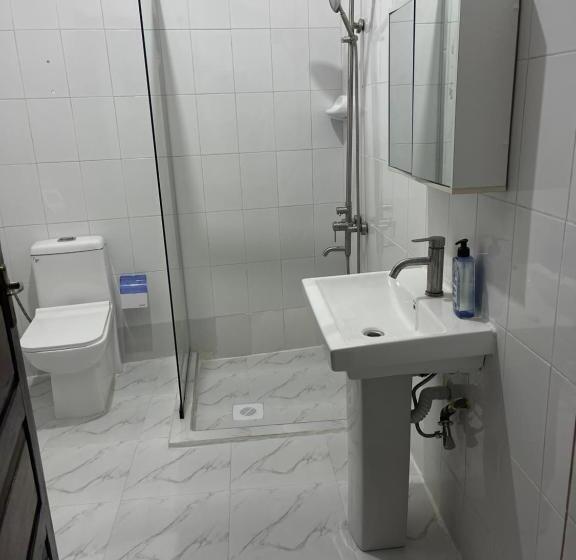 이코노미 룸, Nashu House Stone Town