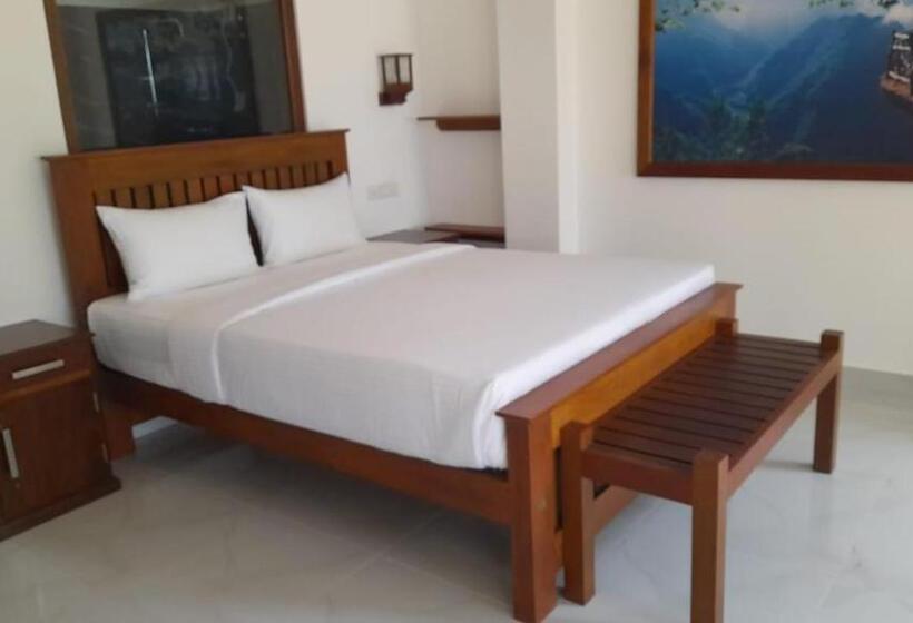Трехместный Номер Deluxe Вид на Море, Oruwa Turtle Beach Villa
