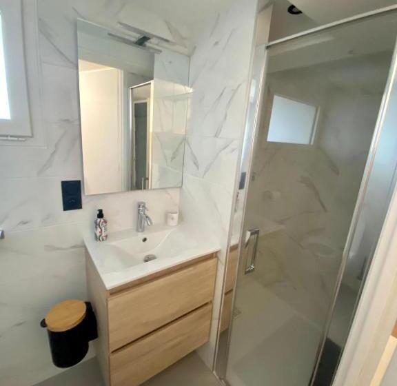 חדר סטודיו סטנדרד, Studio Chez L Habitant Avec Piscine Commune