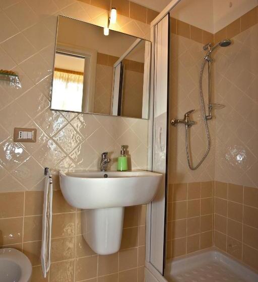 Standard-huone, Acquamarina
