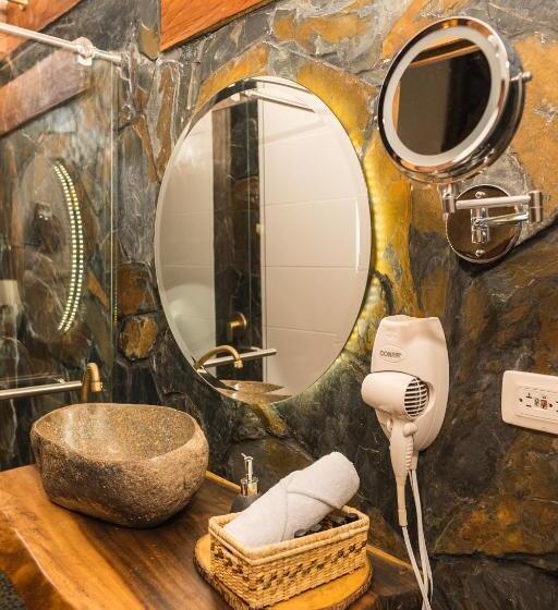 小型套房, El Cielo En La Tierra