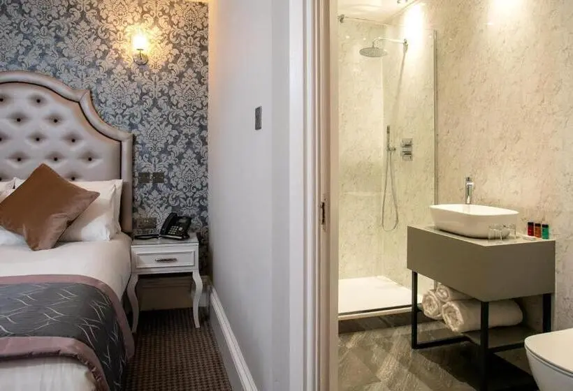 Chambre Standard Individuelle, Wa