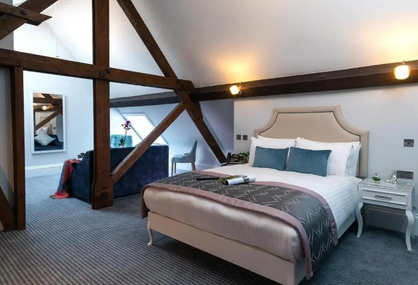 Chambre Familiale, Wa