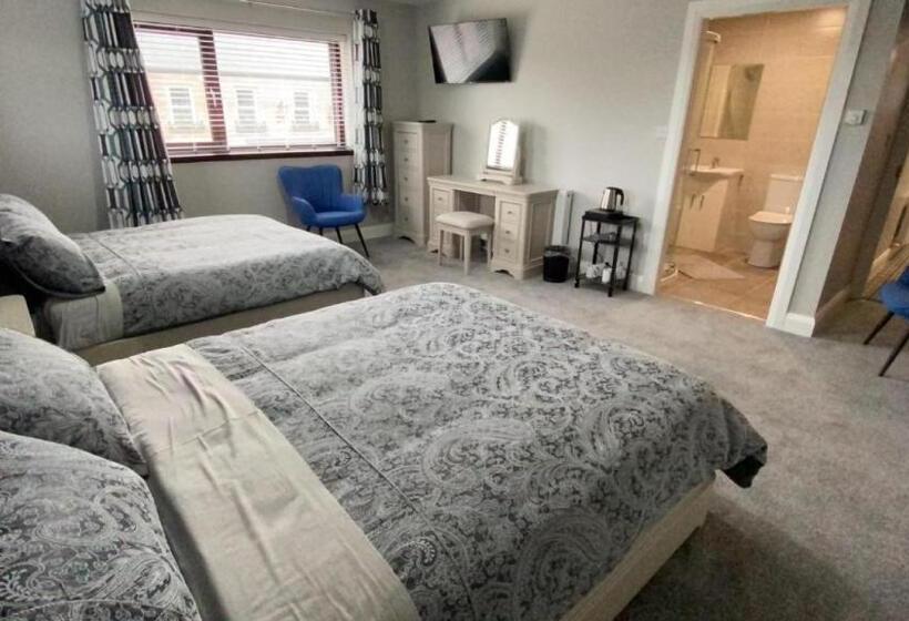 4인용 스탠다드 룸, Johnny Murphy S Guest Rooms