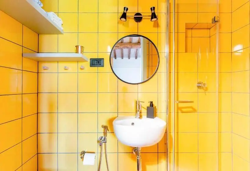 Standard-huone, Private Room With Own Bathroom At Podere Noceto