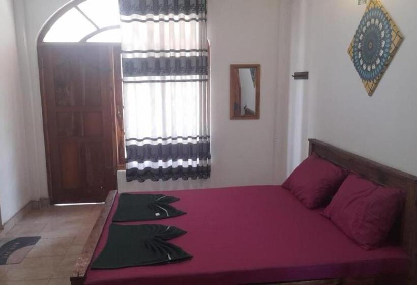 标准间, Suriya Villa