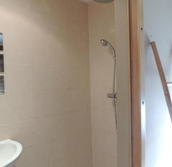 غرفة قياسية, Au Charme D Antan/ Notre Heure