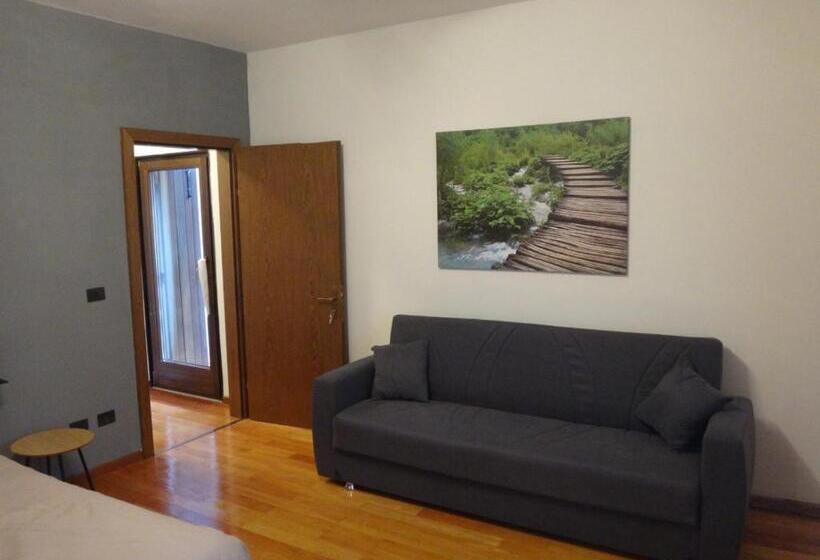 Номер Стандарт Трехместный, Hisa Karletavi