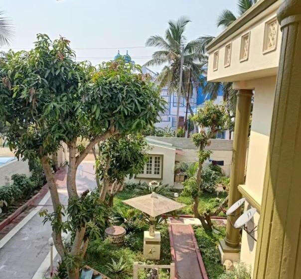 Standardrum, Chandan Resort