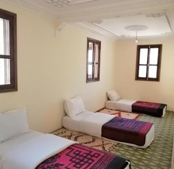 اتاق استاندارد چهار تخته, Gite Chez Ali Agouti Maison Berbère