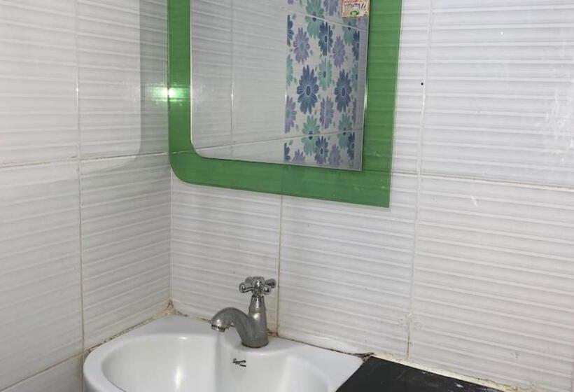 디럭스 룸, Grg R P International Patna