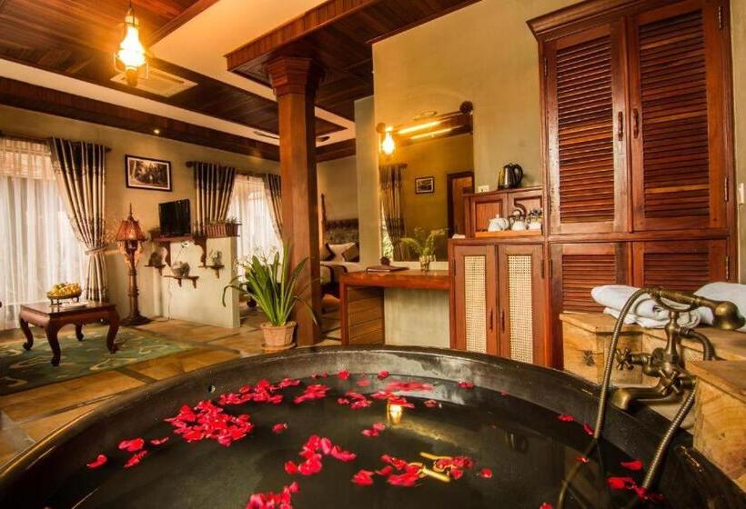 סוויטה, Model Temple Resort & Spa